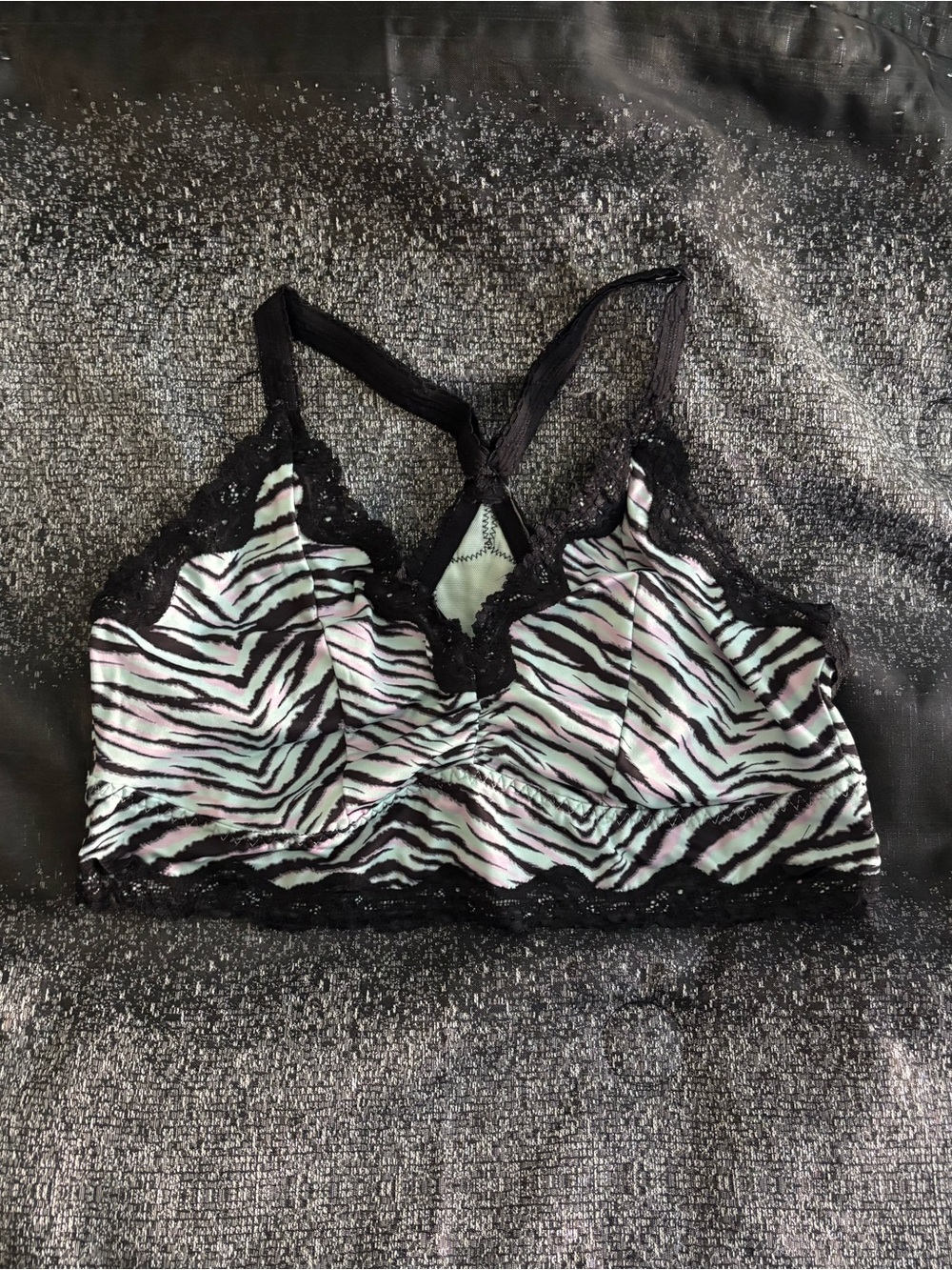 Torrid Bralette in Black and Mint Zebra-Stripe Lace Trim Sz 0